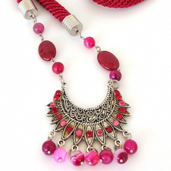 Plum Natural Stone Necklace Hand Made - Picture 4 of 4